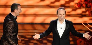 Sanremo, Roberto Benigni incanta tutti nella serata delle cover