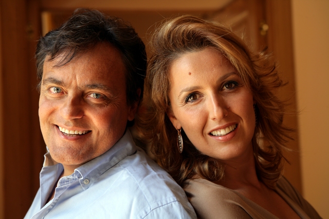 Attori napoletani: ecco i più famosi del cinema, teatro e televisione Attori napoletani: ecco i più famosi del cinema, teatro e televisione