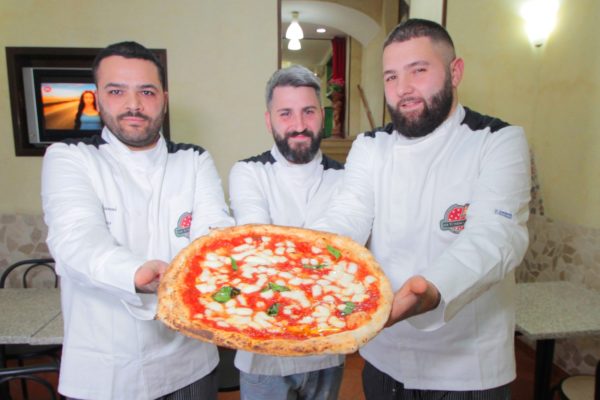 Portici, “Da Tonino Salvo” la pizza tra tradizione e innovazione