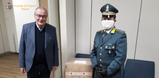 Varcaturo, 10mila mascherine vendute con rincari consegnate al Cotugno