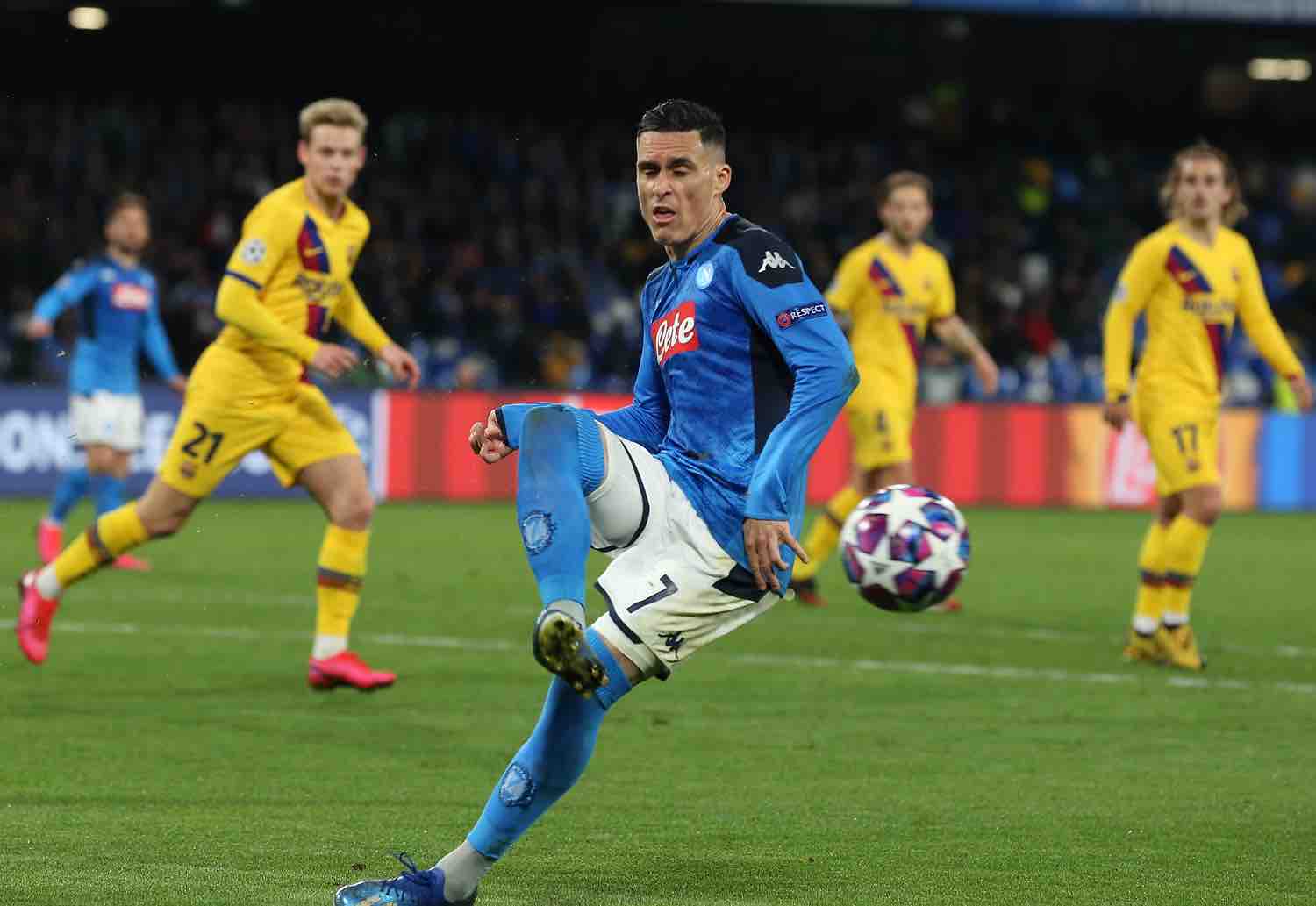 Champions League, Barcellona-Napoli in chiaro su Canale 5