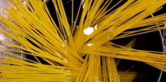 La pastiera salata: due interessanti varianti della ricetta classica