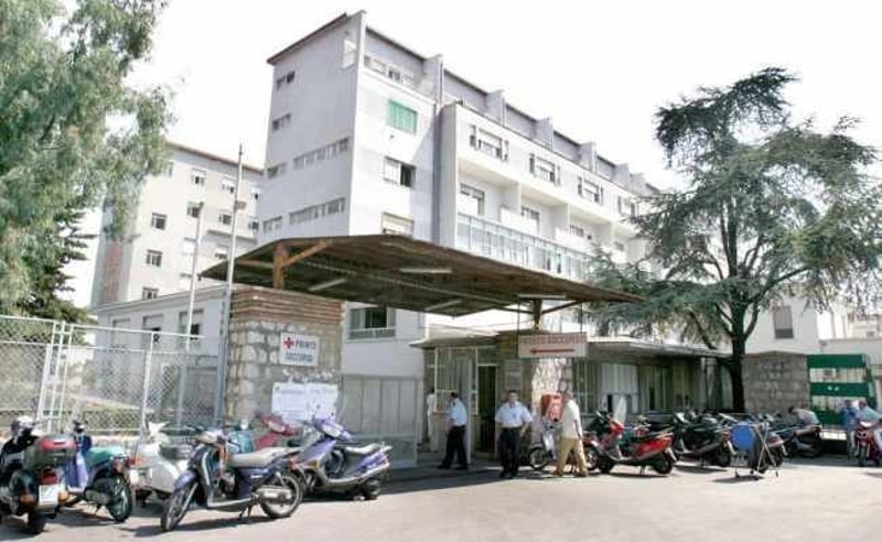 Covid 19 a Castellammare: si chiedono tamponi per tutto il personale dell’ospedale