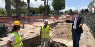 Paestum, riemergono i resti di 'Porta Aurea' durante uno scavo per lavori pubblici