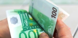 Frattamaggiore, documenti falsi per ottenere il bonus di 600 euro