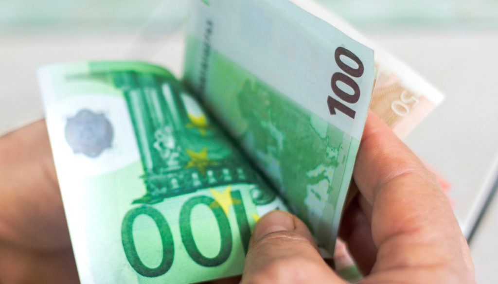 Frattamaggiore, documenti falsi per ottenere il bonus di 600 euro