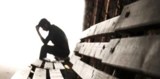 Oppresso dalla crisi economica, imprenditore si suicida a Napoli