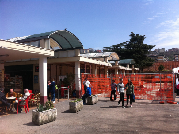 Fase 2, la X Municipalità: riaprire i mercati a Fuorigrotta e Bagnoli