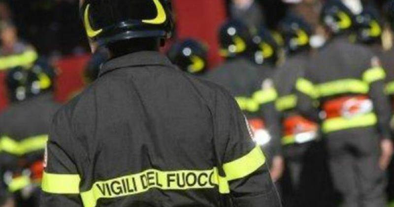 Vigili del fuoco, appello dei precari: “Servono certezze e più misure di prevenzione”