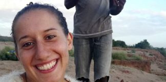 Kenya, l'annuncio del premier Conte: Silvia Romano è stata liberata