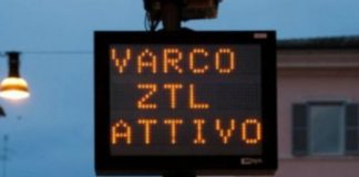 Comune di Napoli: annullale le multe ZTL emesse nelle zone pedonalizzate