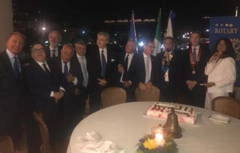 Rotary Club Napoli Sud Ovest: Paolo Trapanese subentra a Adolfo Lorusso Rotary Club Napoli Sud Ovest: Paolo Trapanese subentra a Adolfo Lorusso