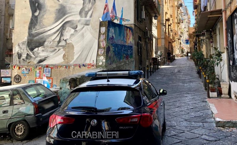 Quartieri Spagnoli, controlli da parte dei Carabinieri: sanzioni e denunce