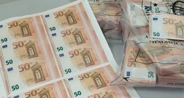 Ponticelli: sorpresi con 200 euro falsi. Arrestati