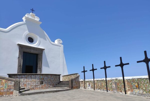 Ischia, dal Castello Aragonese alle Terme: ecco le attrattive più belle dell’isola verde