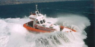 Posillipo, il canoista disperso in mare è stato ritrovato su uno scoglio