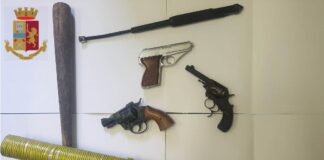 Acerra, sequestrate armi in un parco di via Umberto Nobile
