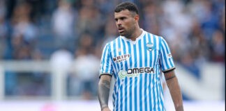 Troppi positivi in pochi giorni, il Covid fa tremare la Serie A