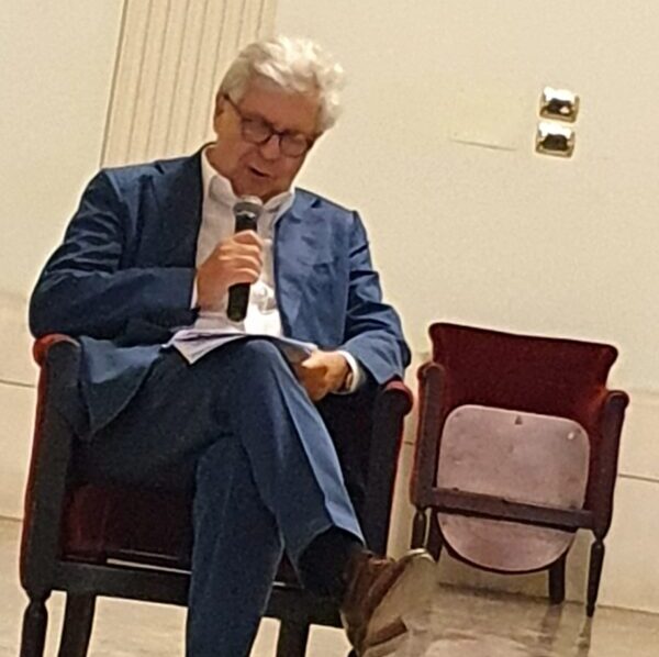 Teatro San Carlo: "Invito a Corte", rassegna di musica, danza e conversazioni Teatro San Carlo: "Invito a Corte", rassegna di musica, danza e conversazioni