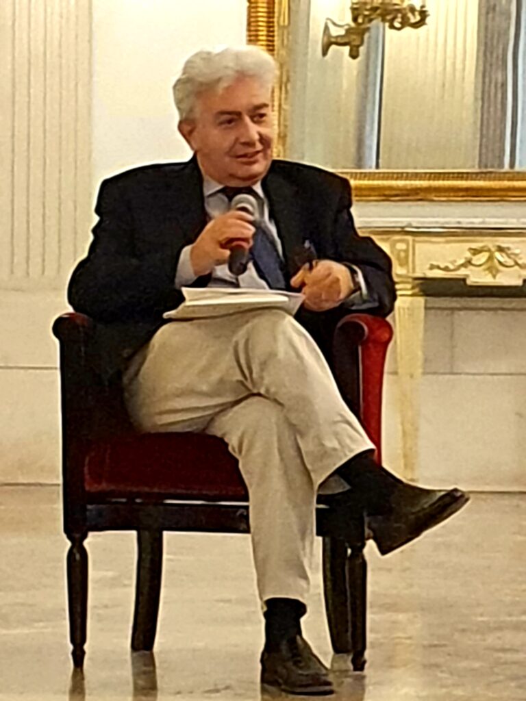 Teatro San Carlo: "Invito a Corte", rassegna di musica, danza e conversazioni Teatro San Carlo: "Invito a Corte", rassegna di musica, danza e conversazioni