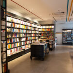 Il megastore “The Spark” riapre e accoglie al suo interno Mondadori Bookstore