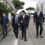 Vincenzo De Luca a Marcianise visita il polo industriale di Coca-Cola HBC Italia