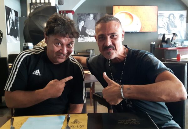 Anteprima di "Una passeggiata con", la prima produzione di RogiosiPlus, canale web ideato da Rogiosi Editore. Protagonisti delle prime due puntate Amedeo Manzo e Lello Esposito