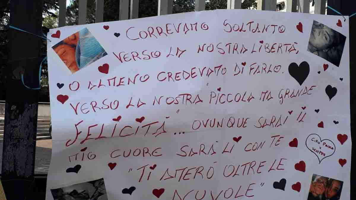 Caivano, il manifesto di Ciro al funerale di Maria Paola Gaglione