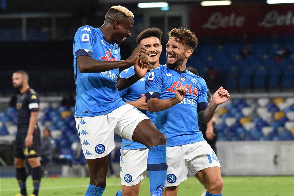 Calcio Napoli: tutti negativi i nuovi tamponi
