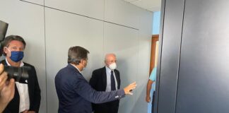 Vincenzo De Luca in visita alla sede di NetCom Group