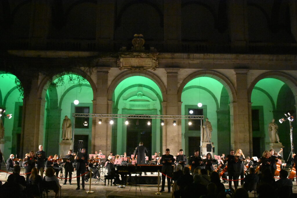 Ivan Ciampa e Costantino Catena, hanno chiuso l'edizione UniMusic 2020 Ivan Ciampa e Costantino Catena, hanno chiuso l'edizione UniMusic 2020