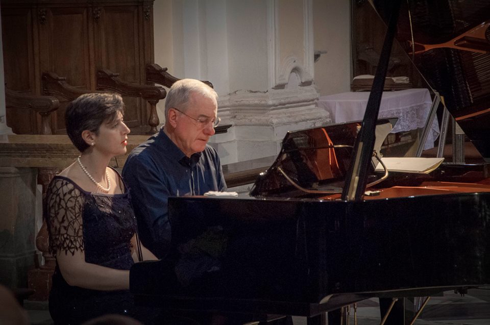 In programma, giovedì 8 ottobre il primo recital pianistico con Michele Campanella e Monica Leone.