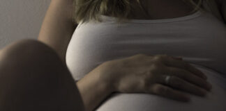 Casal di Principe: positiva a covid, chiama 112 e partorisce