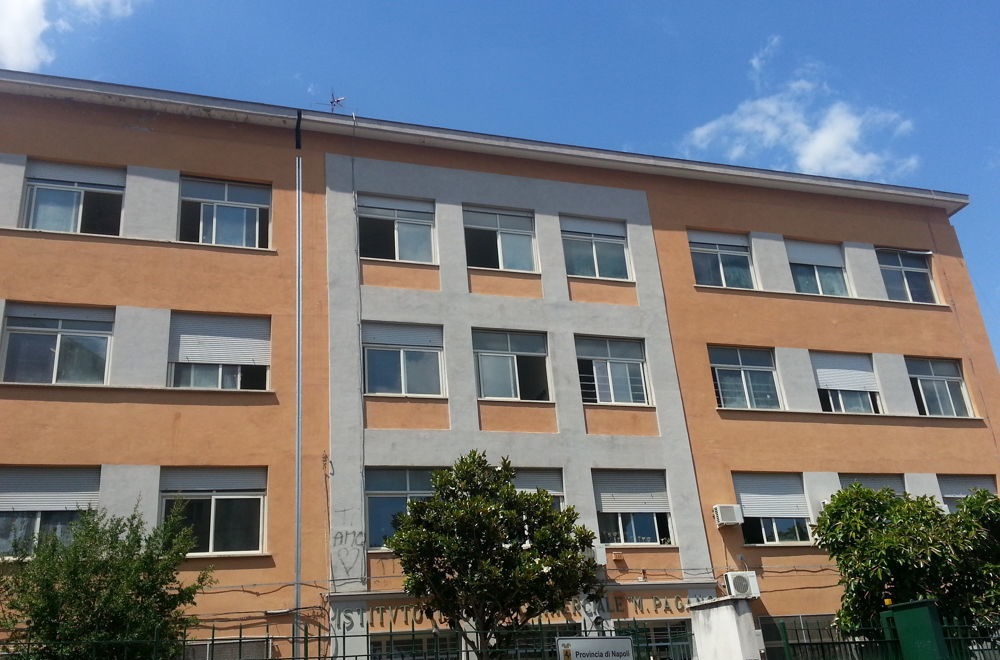 Napoli, studente positivo al Covid: chiuso l'istituto Mario Pagano
