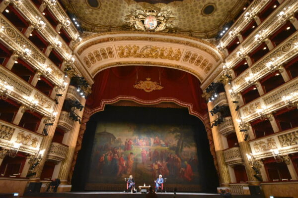 Teatro San Carlo, Marina Abramović apre la Stagione 2020/2021
