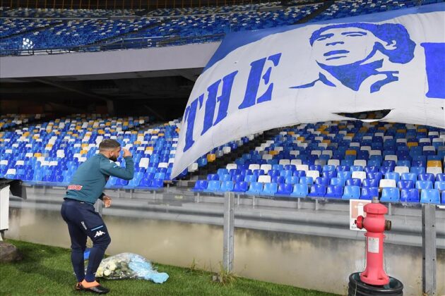 Un poker con la maglia di Diego: il Calcio Napoli annienta la Roma 4-0