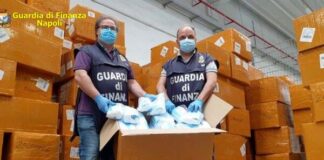 Napoli, sequestrate 1 milione di mascherine non a norma