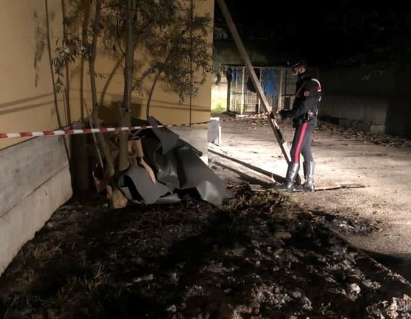 Giugliano, guaine date alle fiamme: 50enne arrestato dai Carabinieri