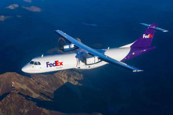 Leonardo: consegnato a FedEx Express il primo Atr Cargo prodotto a Pomigliano