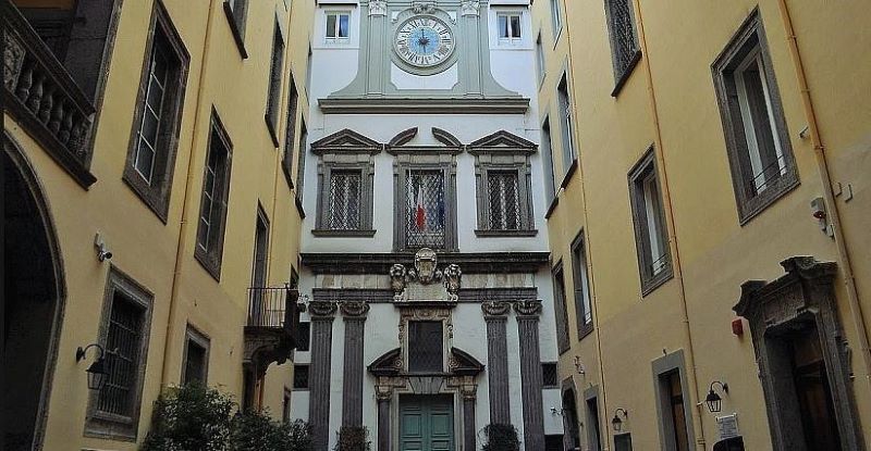 Fondazione Banco di Napoli e Trianon Viviani: luminarie a Forcella e via Tribunali