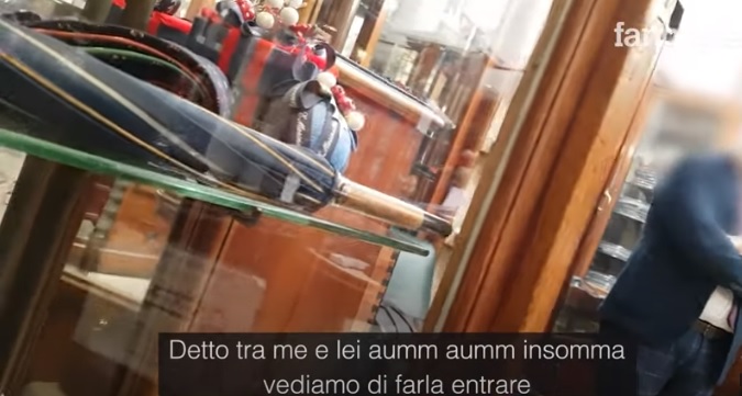 Napoli in zona rossa, ma da Marinella si fanno acquisti