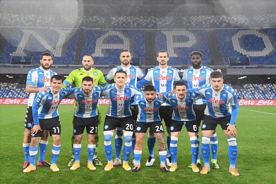 Il Calcio Napoli sbaglia l'impossibile sotto porta e regala tre punti allo Spezia