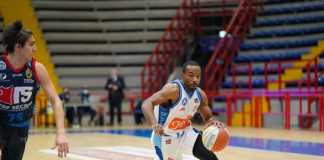 Domani al Palabarbuto di Napoli Gevi Napoli Basket-Orasì Ravenna