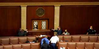 Usa, proclamata vittoria Biden: 4 morti tra i pro Trump