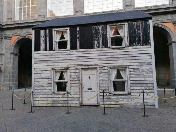 Nel Palazzo Reale di Napoli la casa-simbolo dei diritti umani di Rosa Parks Nel Palazzo Reale di Napoli la casa-simbolo dei diritti umani di Rosa Parks