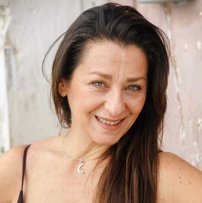 Tiziana Tirrito nel cast della serie "Il Commissario Ricciardi"