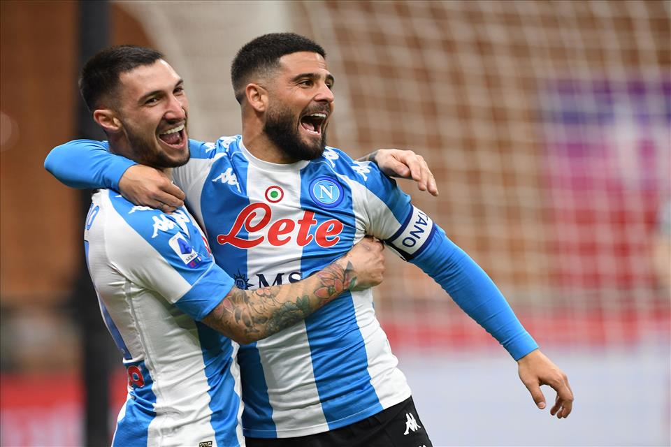 Calcio Napoli sbanca San Siro. Politano punisce il Milan