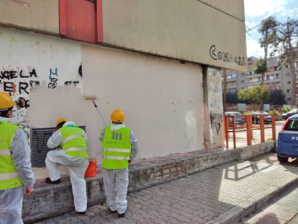 Comune di Napoli: rimossi murales e altarini abusivi a Ponticelli e Montecalvario