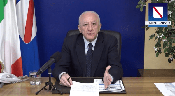De Luca ai presidi: “Aprire le scuole al 50% se non ci sono condizioni di sicurezza” (VIDEO)