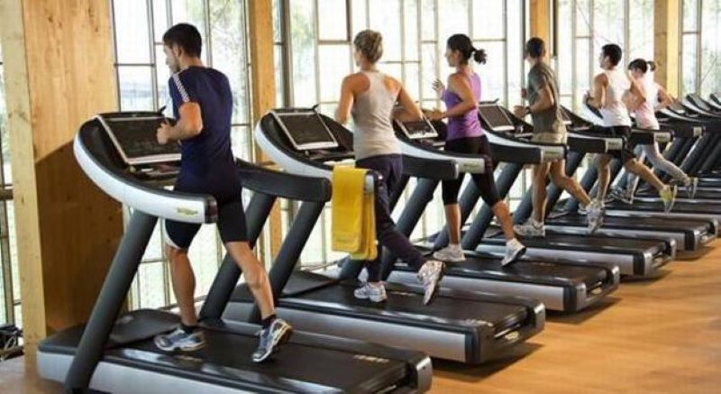 Covid 19 in Italia, verso le riaperture: quali protocolli per palestre e piscine? Covid 19 in Italia, verso le riaperture: quali protocolli per palestre e piscine?